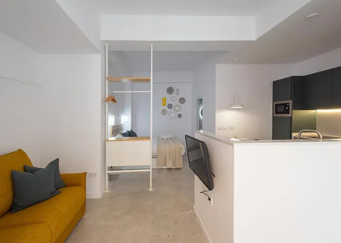 Florit Flats - Quiet And Cozy By The Joaquin Sorolla Station *